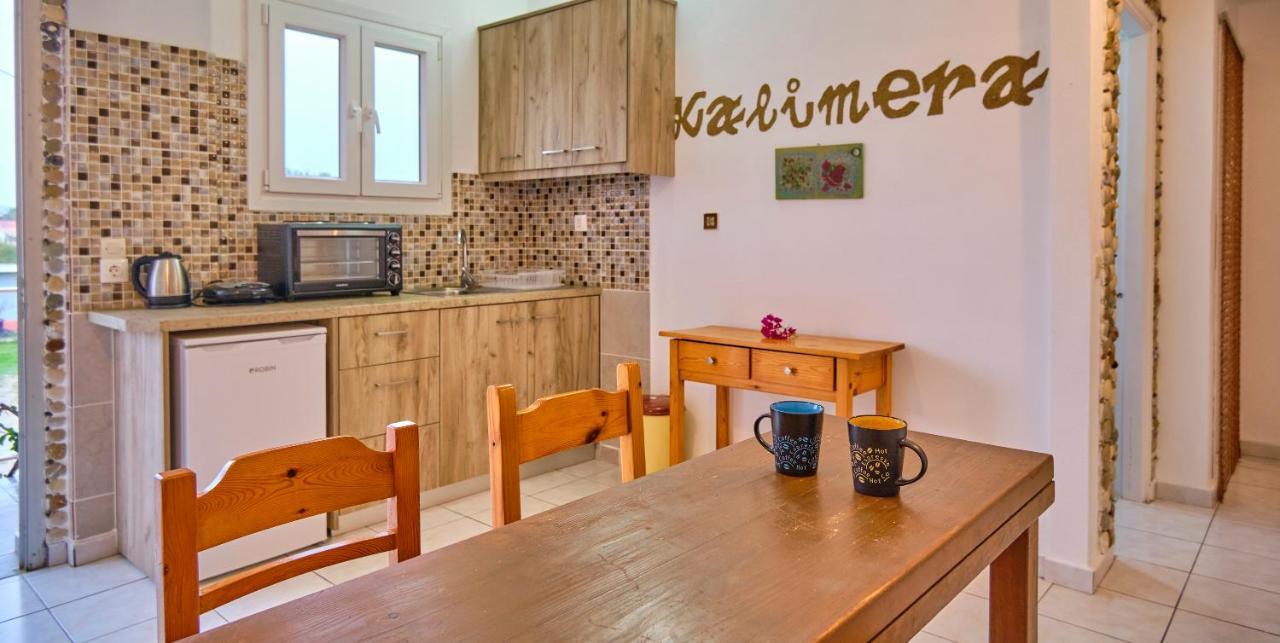 Maro Apartments Ариллас Экстерьер фото